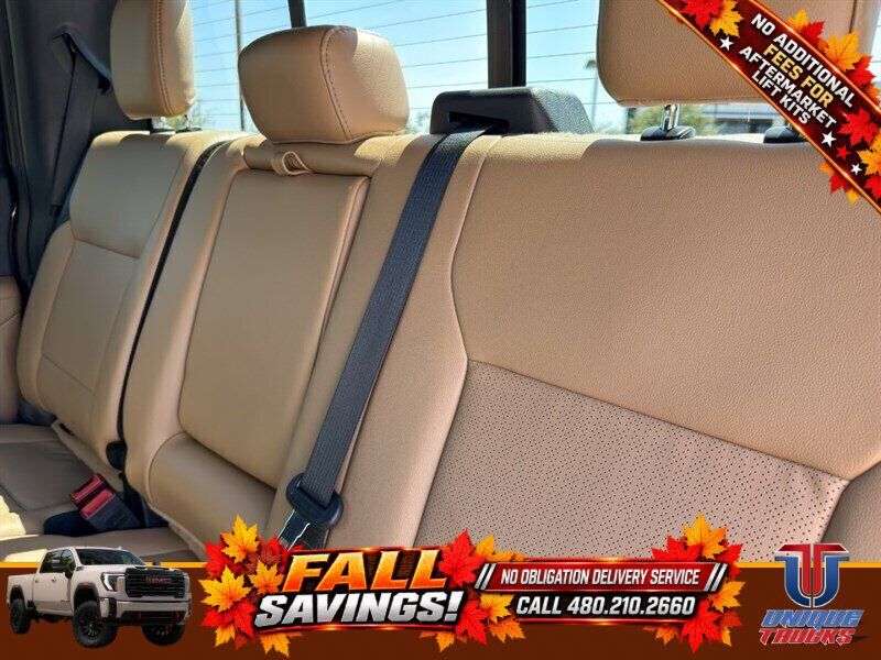 Used 2025 Ford F350 Lariat w/ Tremor Off-Road Package AWD/4WD image 25