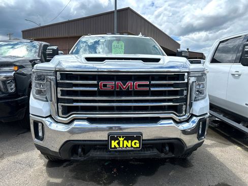 Used 2022 GMC Sierra 2500 SLT image 3