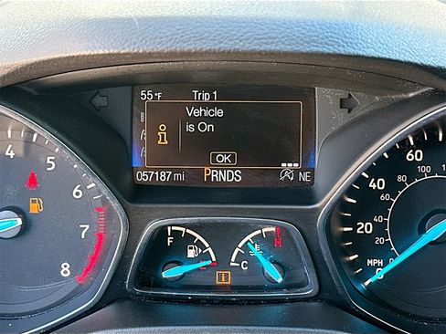 Used 2018 Ford Escape SE image 12