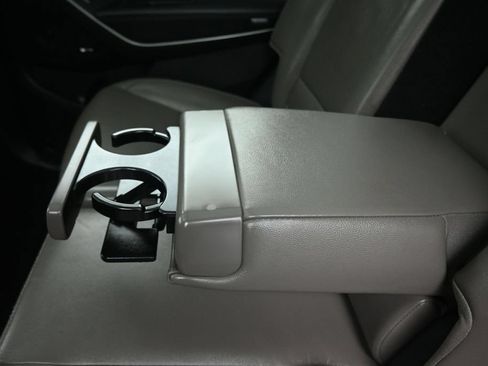 Used 2018 Hyundai Santa Fe AWD w/ SE Ultimate Tech Package 03 image 42