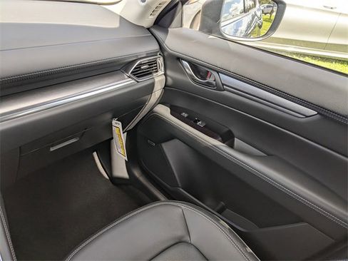 Used 2025 MAZDA CX-5 AWD 2.5 S w/ Premium Plus Pkg image 13