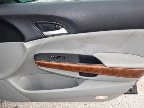 Used 2012 Honda Accord EX-L image 24