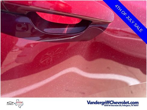 Used 2018 Chevrolet Malibu LT w/ Leather Package FWD image 7