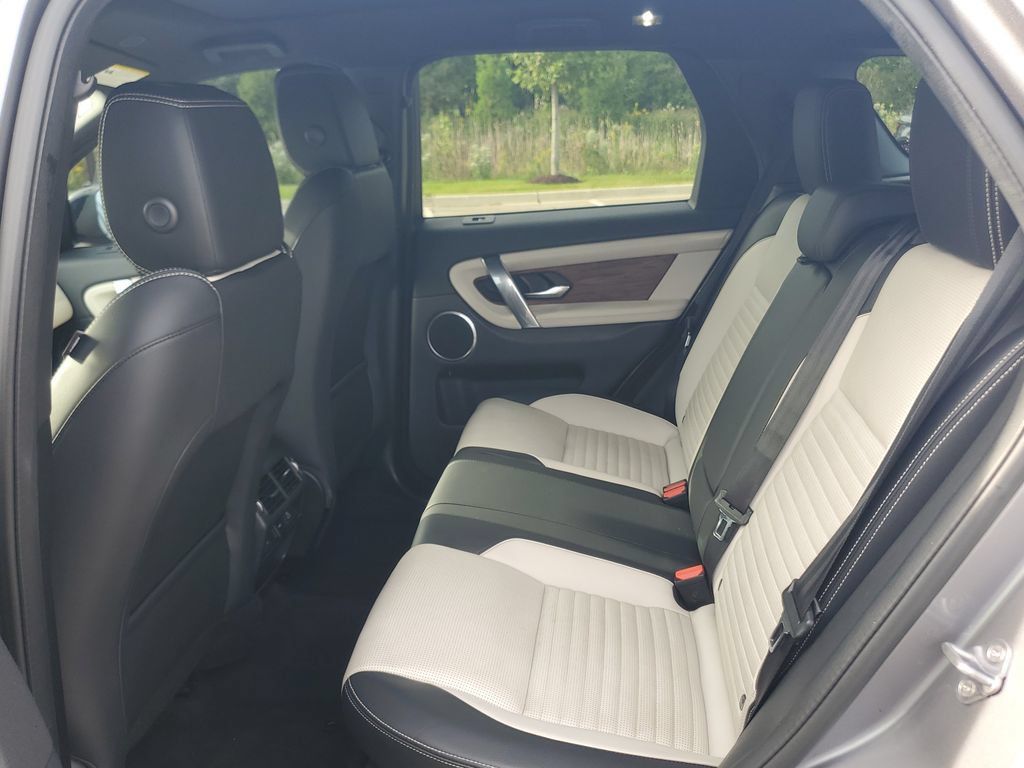 Used 2023 Land Rover Discovery Sport S R-Dynamic AWD/4WD image 26