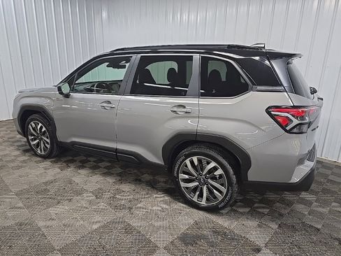 Used 2025 Subaru Forester Touring image 4
