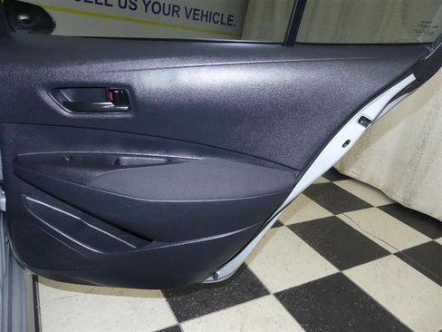 Used 2023 Toyota Corolla LE image 24