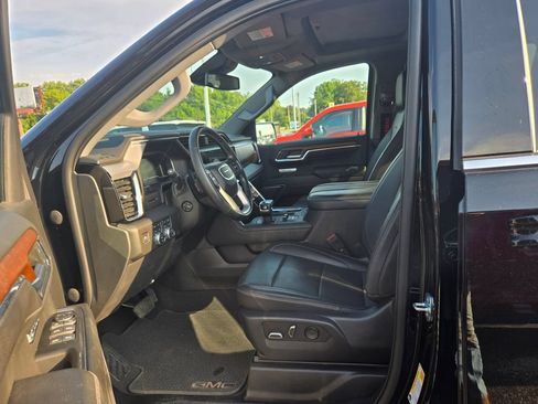 Used 2023 GMC Sierra 1500 Denali AWD/4WD image 7