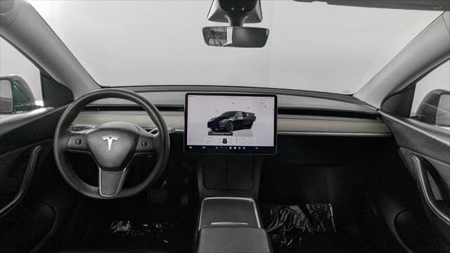 Used 2022 Tesla Model Y Long Range AWD/4WD image 20