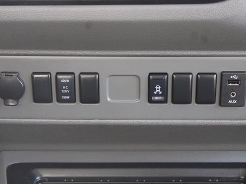 Used 2016 Nissan NV 3500 SV w/ SV Technology Package image 37