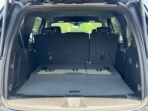 Used 2025 Chevrolet Tahoe LT AWD/4WD image 21