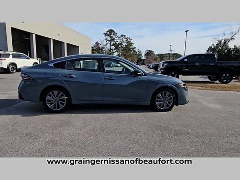 New 2026 Nissan Sentra SL w/ Floor Mat Package image 36