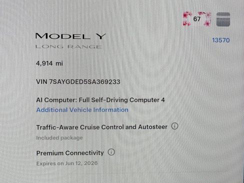 Used 2025 Tesla Model Y Long Range RWD image 4