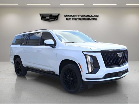 New 2026 Cadillac Escalade ESV Sport w/ LPO, ONYX Package AWD/4WD image 7
