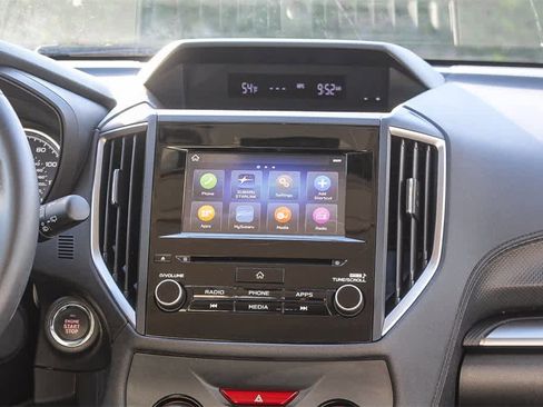 Used 2023 Subaru Forester Premium image 21