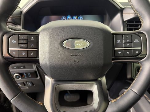 Used 2024 Ford Expedition Max Platinum AWD/4WD image 16