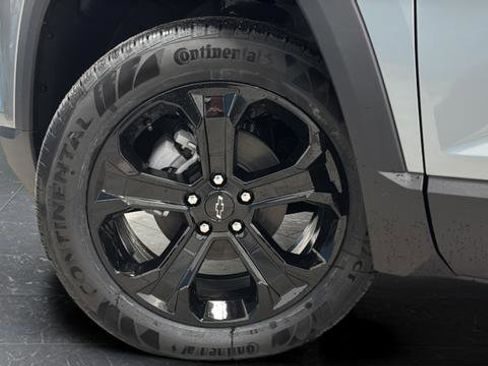 New 2026 Chevrolet Equinox LT w/ Convenience Package II image 28