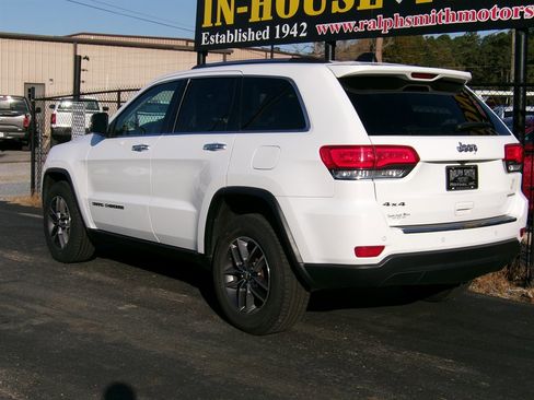 Used 2017 Jeep Grand Cherokee Limited image 11