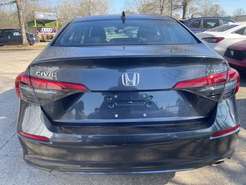 Used 2024 Honda Civic Sport image 6