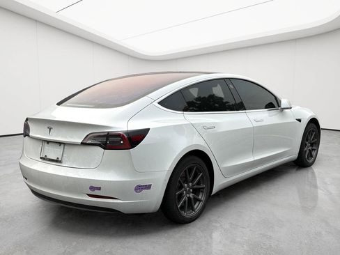Used 2018 Tesla Model 3 Long Range RWD image 6
