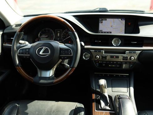 Used 2016 Lexus ES 350 image 38