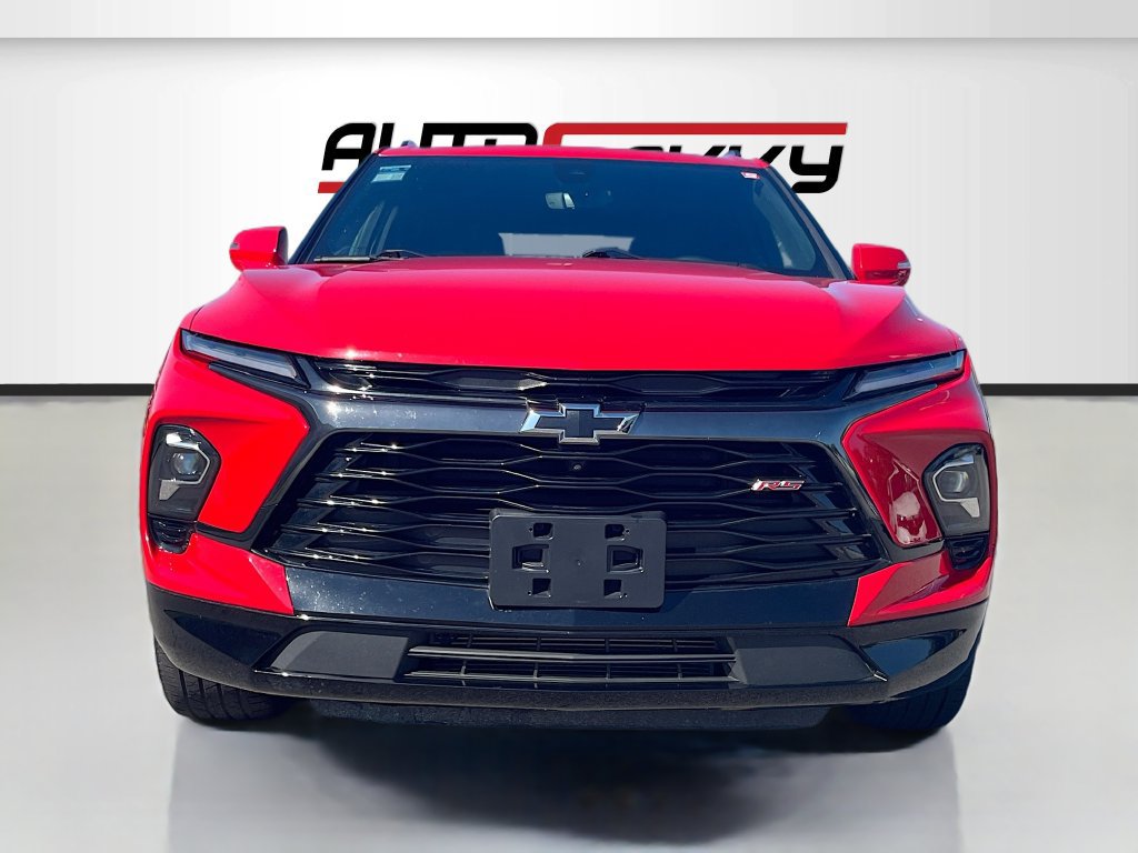 Used 2023 Chevrolet Blazer RS w/ Driver Confidence II Package AWD/4WD image 2