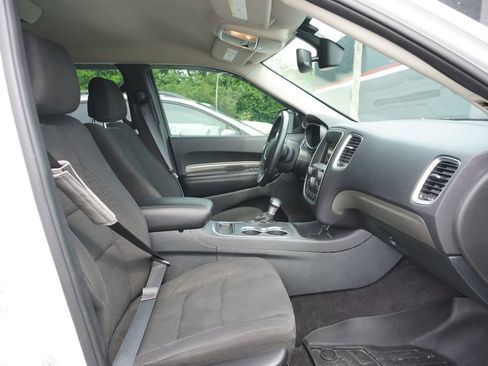 Used 2019 Dodge Durango SXT AWD/4WD image 9
