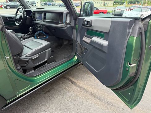 Used 2023 Ford Bronco Black Diamond image 26