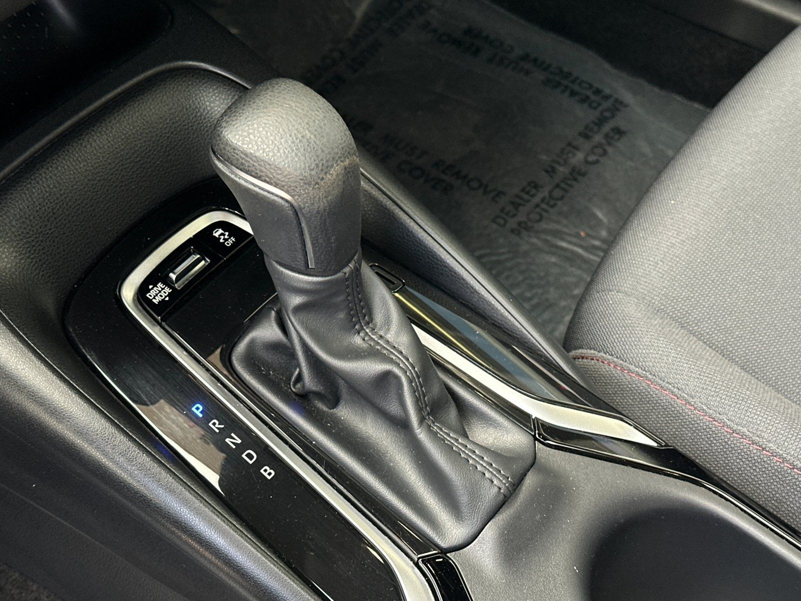 Used 2023 Toyota Corolla SE w/ SE Premium Package FWD image 19