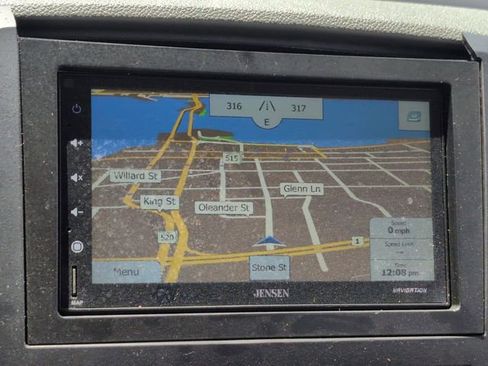 Used 2011 Buick Enclave CXL FWD image 16