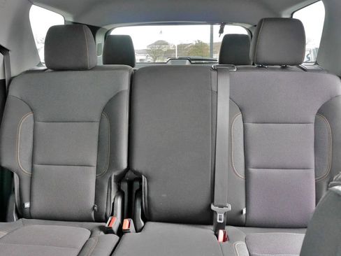 Used 2020 Chevrolet Traverse LS image 30