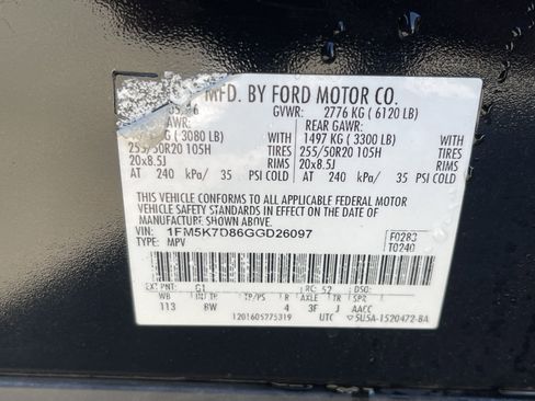 Used 2016 Ford Explorer XLT w/ Equipment Group 202A image 5