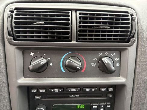 Used 2001 Ford Mustang GT image 19