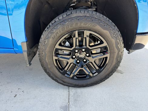 Used 2025 Chevrolet Silverado 1500 LT Trail Boss w/ Protection Package AWD/4WD image 24