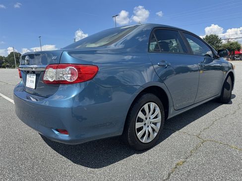Used 2013 Toyota Corolla LE FWD image 26