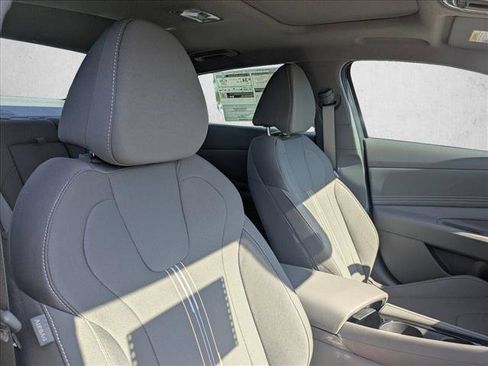 New 2026 Hyundai Elantra SEL Sport Premium FWD image 18