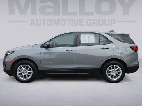 Certified 2023 Chevrolet Equinox LS AWD/4WD image 2