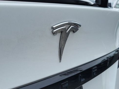 Used 2022 Tesla Model X AWD/4WD image 5