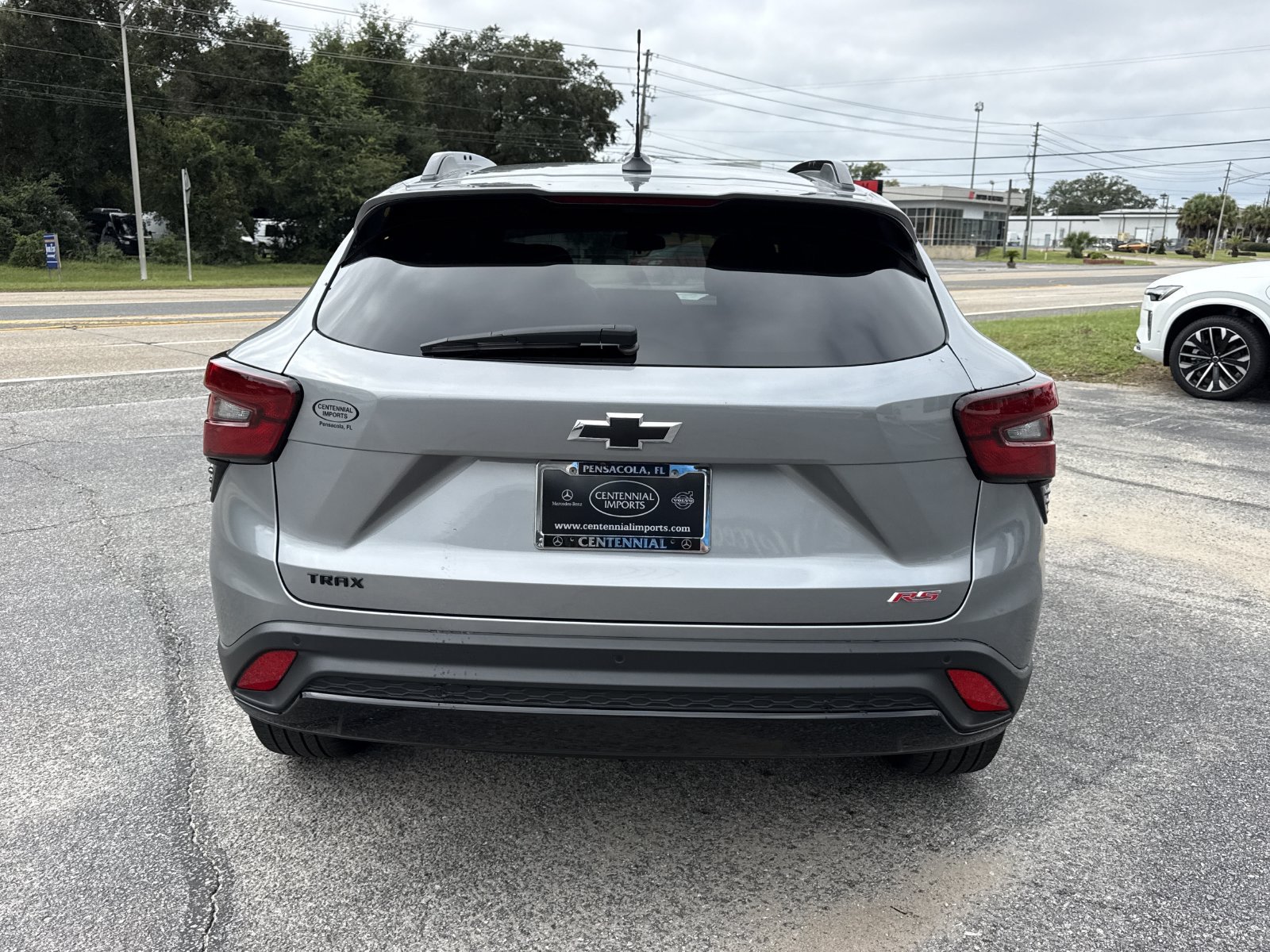 Used 2026 Chevrolet Trax RS w/ Sunroof Package FWD image 4