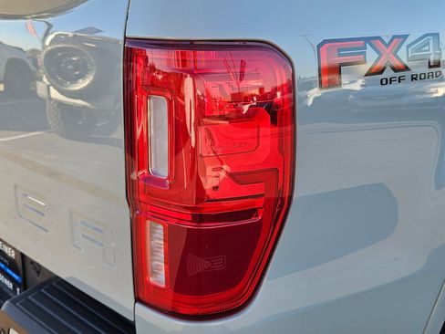 Used 2023 Ford Ranger Lariat w/ FX4 Off-Road Package image 13