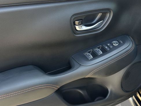 Certified 2026 Honda HR-V Sport image 9