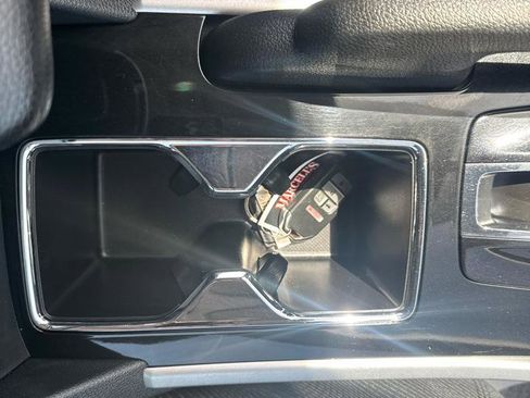Used 2017 Honda Accord EX image 33