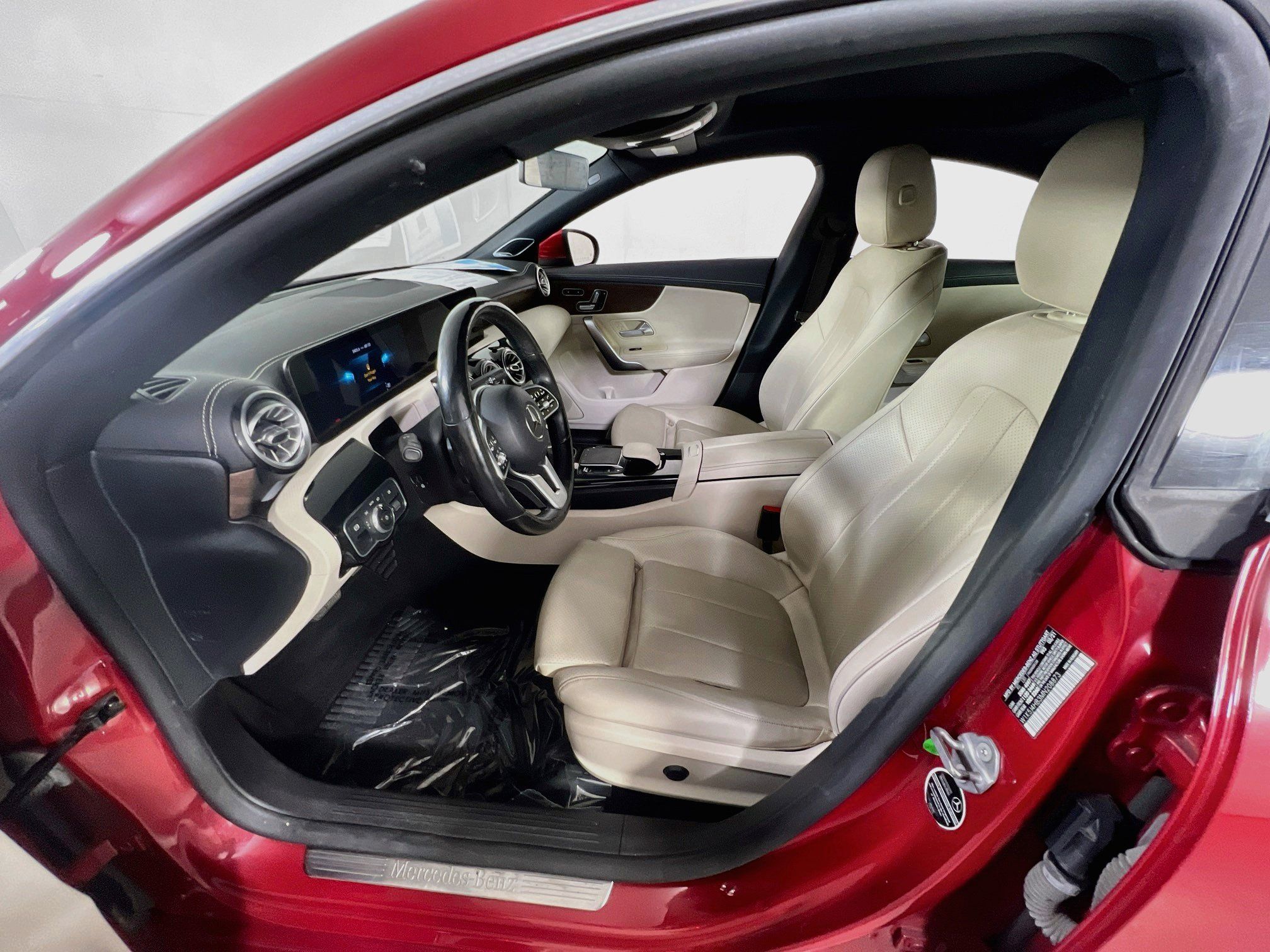 Used 2021 Mercedes-Benz CLA 250 4MATIC image 20