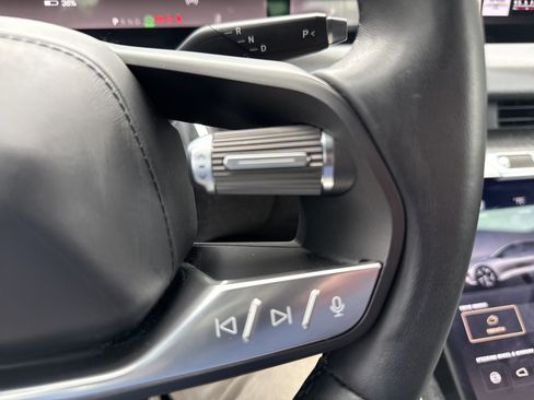Used 2024 Lucid Air Touring AWD/4WD image 28
