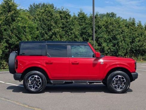 Certified 2024 Ford Bronco Outer Banks AWD/4WD image 2