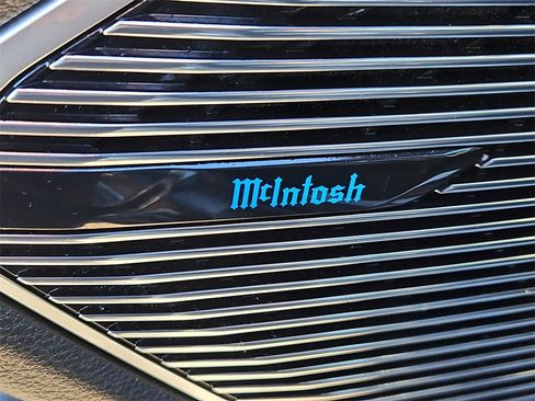 Used 2022 Jeep Grand Cherokee Overland w/ Luxury Tech Group IV image 20