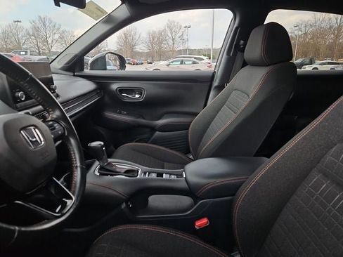 Used 2025 Honda HR-V Sport image 30