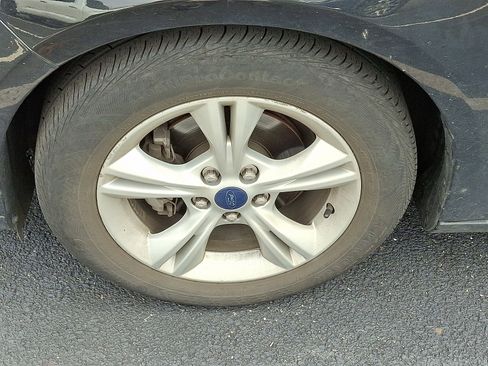 Used 2014 Ford Focus SE image 4