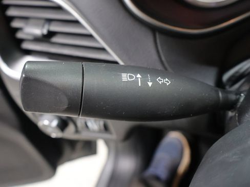 Used 2022 Jeep Cherokee Trailhawk AWD/4WD image 39