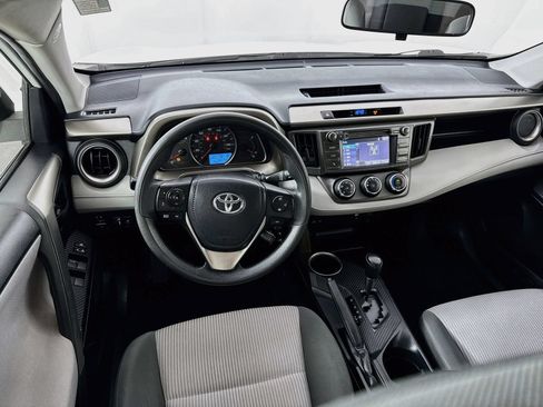 Used 2014 Toyota RAV4 LE AWD/4WD image 18