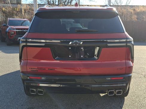 Certified 2024 Chevrolet Traverse RS image 5